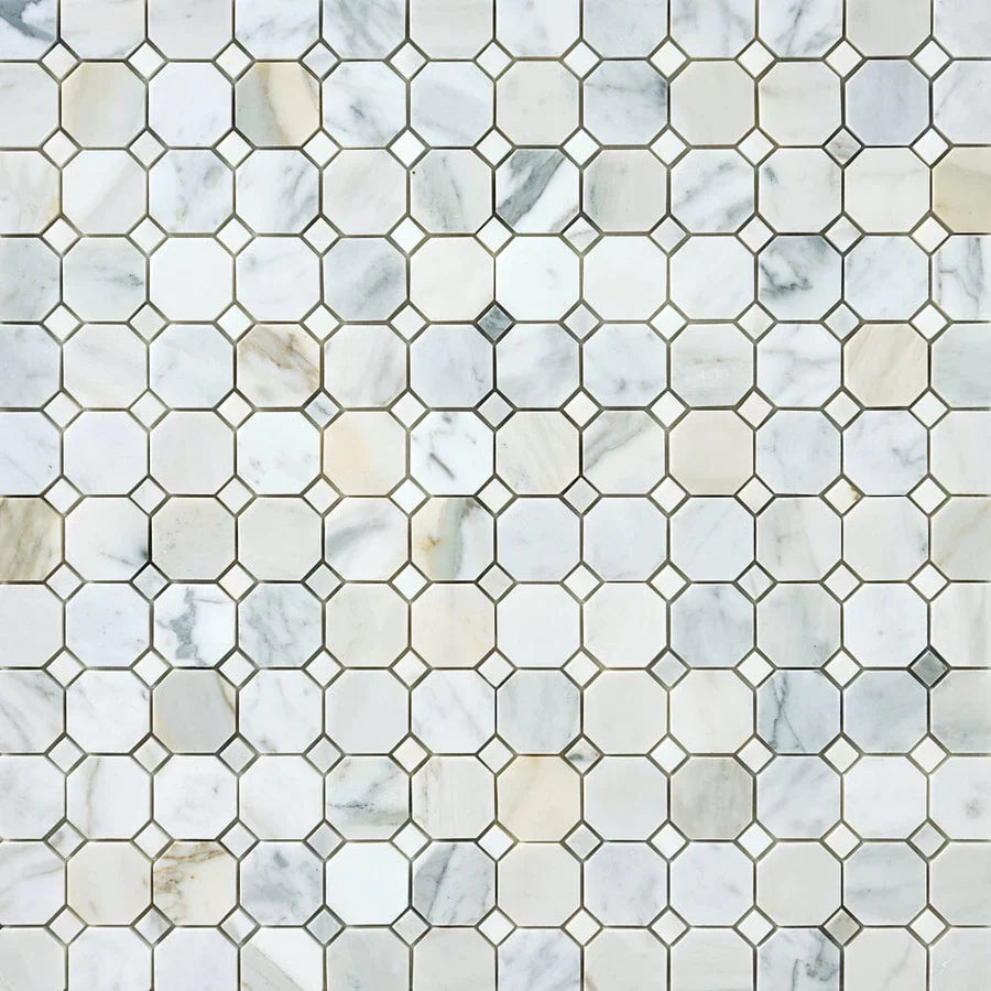 Calacatta Gold Octagon with Calacatta Mosaic